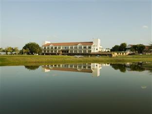 Club Mahindra Kensville Golf Resort Ahmedabad Eksteriør billede