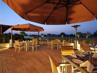 Club Mahindra Kensville Golf Resort Ahmedabad Eksteriør billede